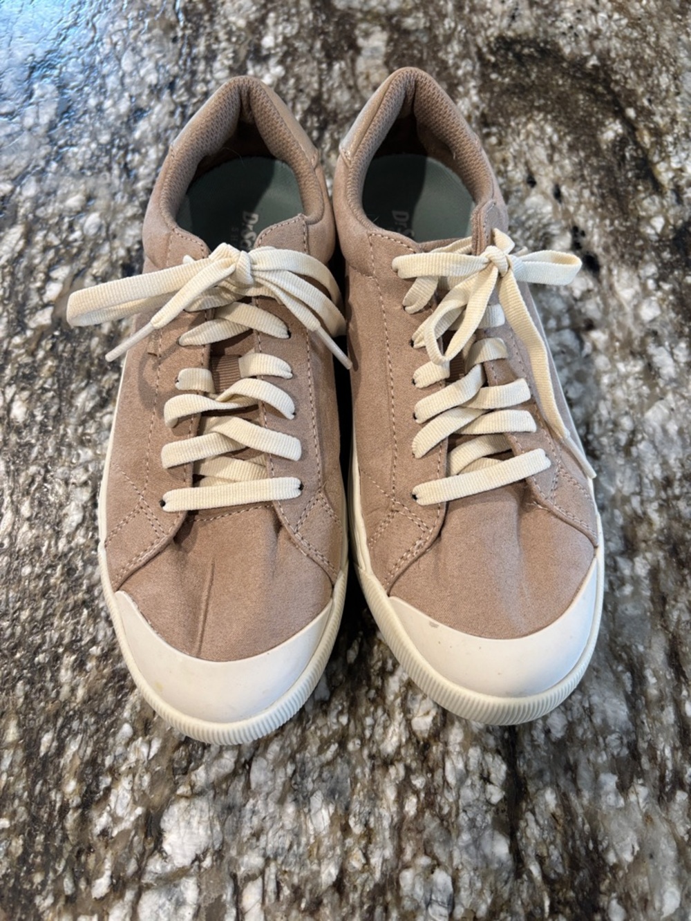 Women’s Dr. Scholl’s sneakers size 7